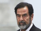   بعد  11 عاما.. قاضي صدام حسين  ومحامي الدفاع يكشفان  الملفات المغيبة!